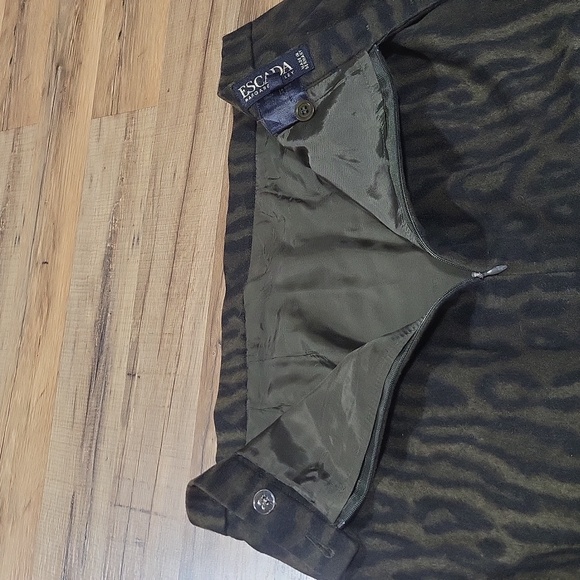 ESCADA MARGARETHA LEY Vintage 80s Black Green Wool Animal Print Pencil Skirt - Picture 8 of 15